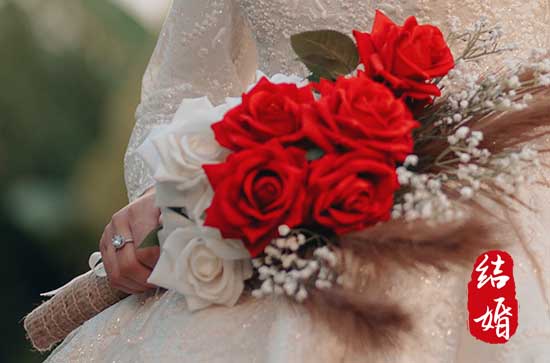 吉日查询十月初二适合结婚吗2024 十月适合结婚黄道吉日查询