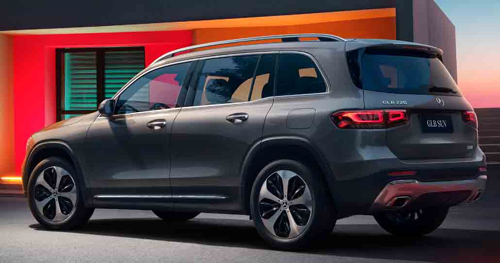 奔驰glb200落地价 奔驰glb后排放下是平的吗