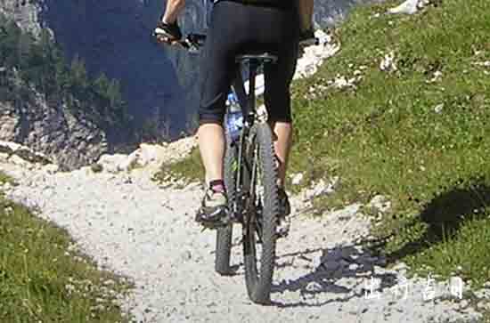 2024年11月12日黄道吉日查询 2024年11月12日游玩吉日一览表