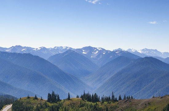 巴彦淖尔10月24日天气预报:高温15℃~低温3℃，晴，不会下雨