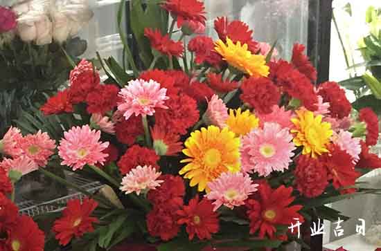 二零二四年十月十一是店铺开张吉日吗 适合店铺开张吗