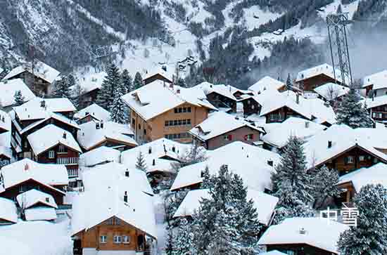 新疆2023年12月4日北部等地未来三天持续降雪 局地有大暴雪并伴有风吹雪