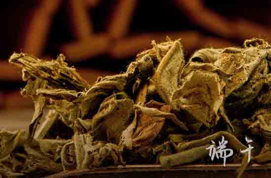 端午节习俗之驱邪避毒 端午五彩丝辟兵之说